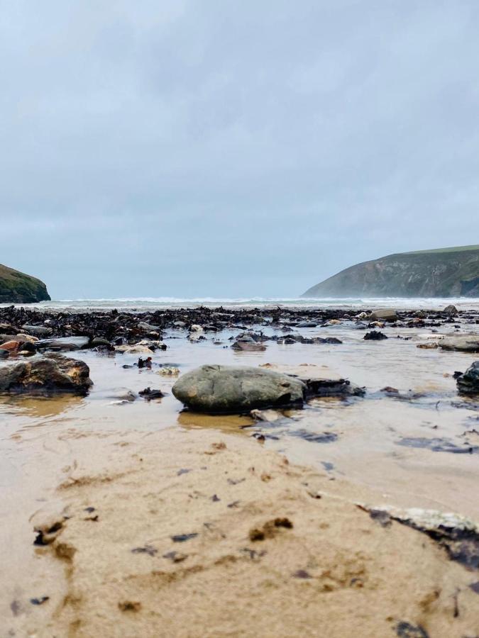 Daphne'S Lodge Mawgan Porth Exteriör bild